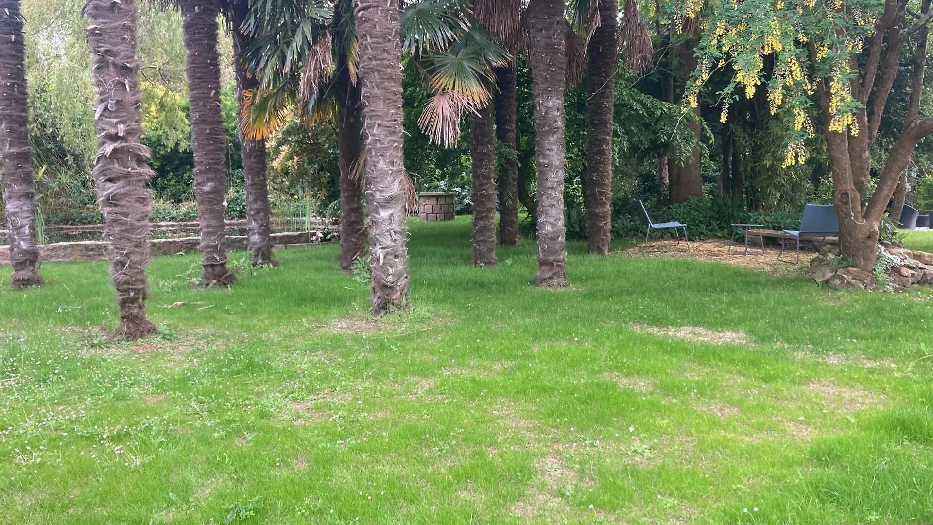 Appartement Dans Un Parc Prive Bégard 0*,  Francia